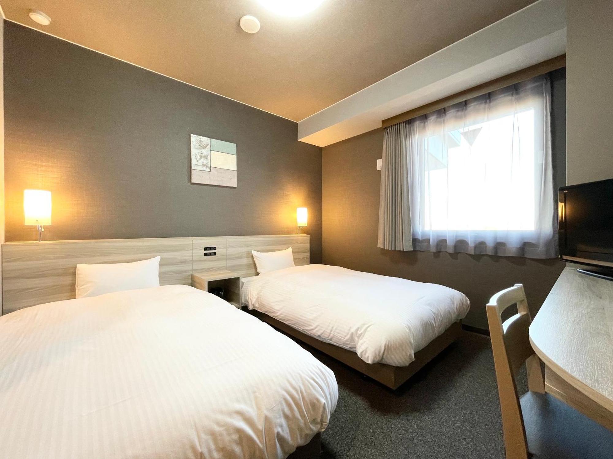 Hotel Route-Inn Yuki Yuki  Екстер'єр фото