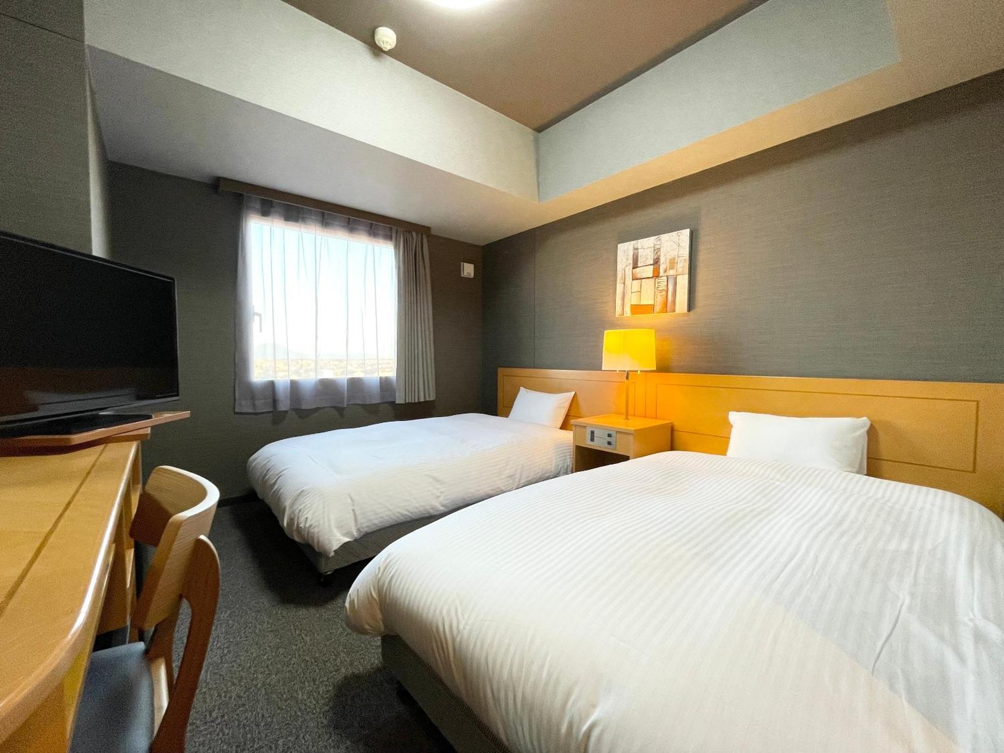 Hotel Route-Inn Yuki Yuki  Екстер'єр фото